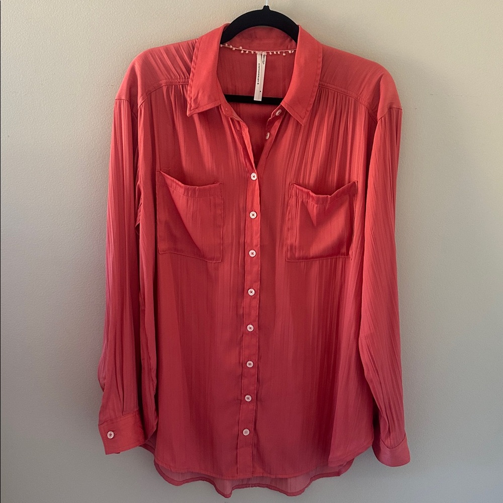 Anthropologie Women’s Relaxed Buttondown Shirt Coral Rose Sz Medium Chic Office - Picture 3 of 10